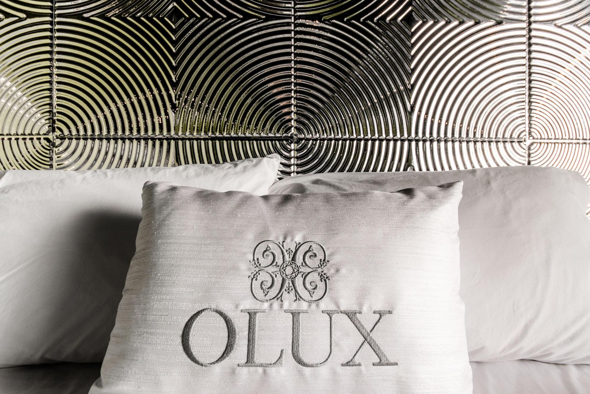 Olux Hotel-Motel-Suites Лаваль Екстер'єр фото